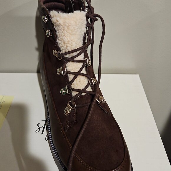 Winter fashion boot - Picture 2 of 2